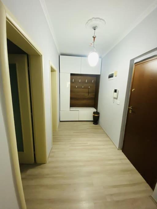 Your Home In Tiran Dış mekan fotoğraf